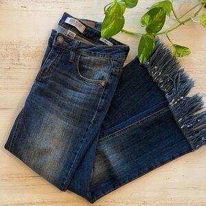 Judy Blue Frayed Hem Cropped Dark Wash Mid-Rise Jeans